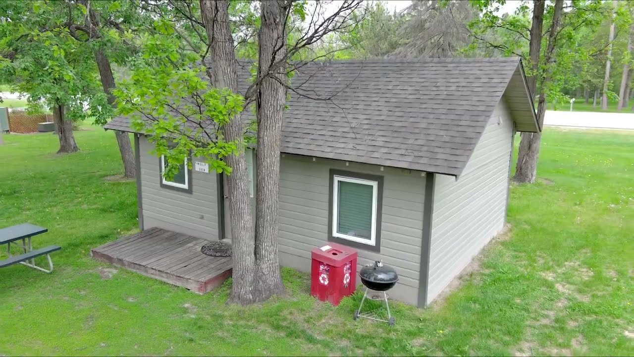Wolf Den Virtual Cabin Tour