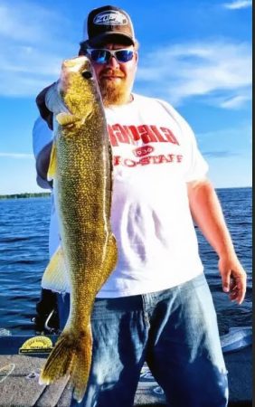 Fall Walleye Fishing in Minnesota at Little Winnie Resort